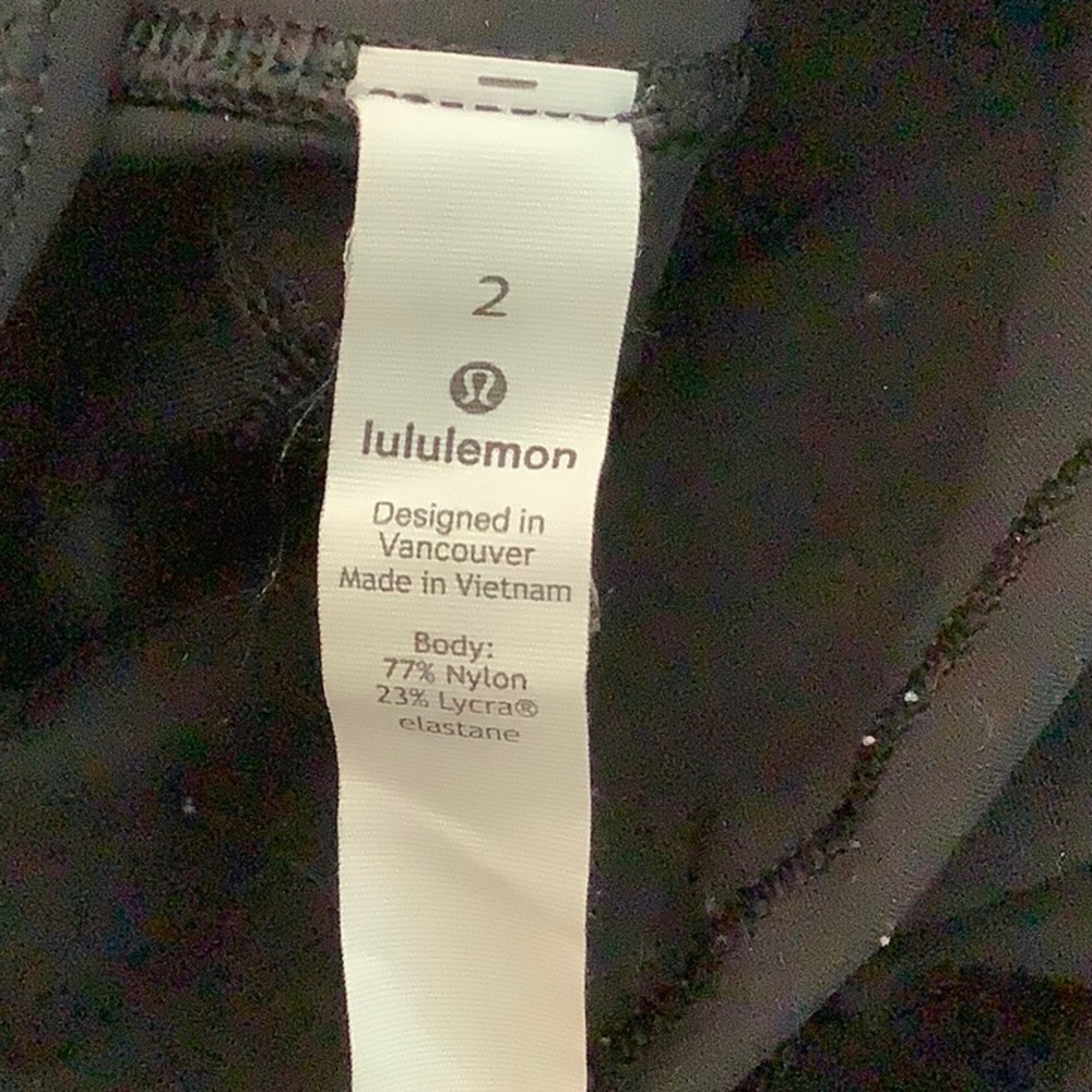 Black lululemon leggings!